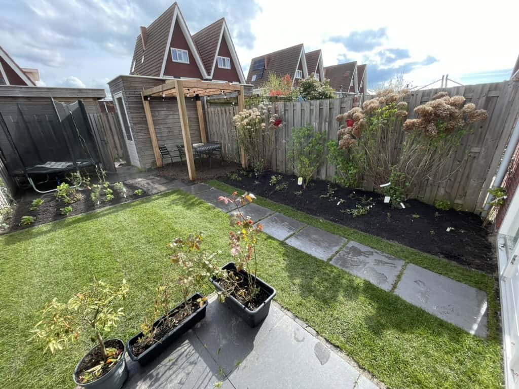 Tuin met regenwateropvang en groen onderhoud